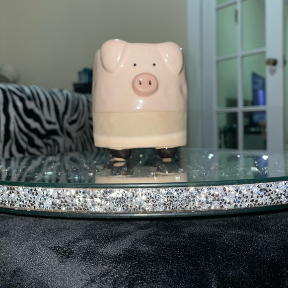 Eccolo Other - Light Pink pig farm animal imperfect mug or plant potter speckled interior